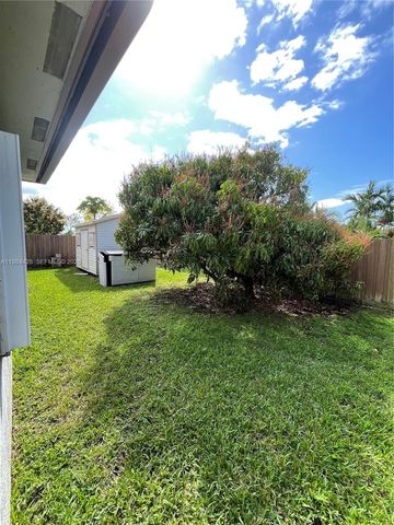13436 SW 291st Ln, Homestead, FL 33033