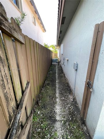 13436 SW 291st Ln, Homestead, FL 33033