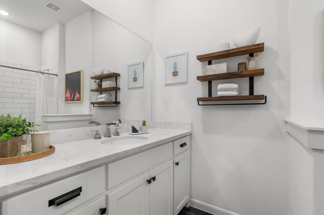 813 Forest Lake Road, Flower Mound, TX 75028