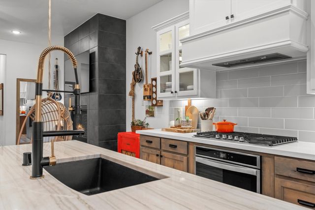 813 Forest Lake Road, Flower Mound, TX 75028