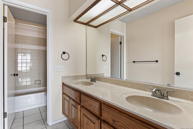 19410 ENCINO SMT, San Antonio, TX 78259