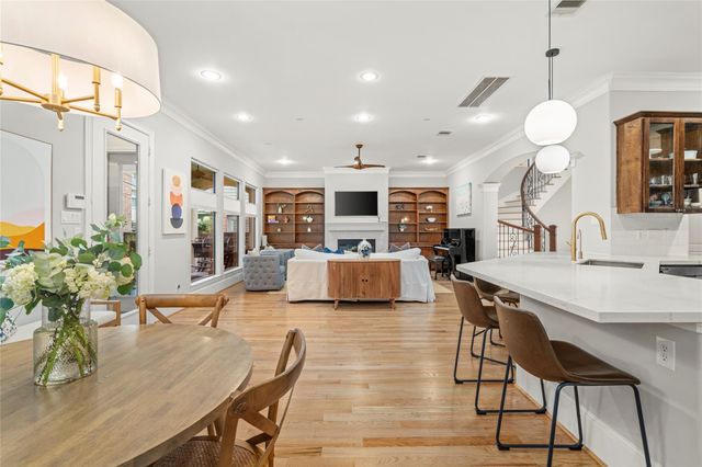 4440 Betty Street, Bellaire, TX 77401
