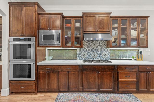 4440 Betty Street, Bellaire, TX 77401