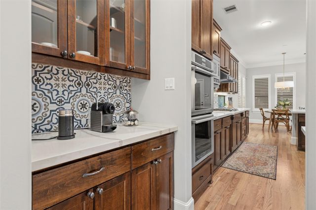 4440 Betty Street, Bellaire, TX 77401