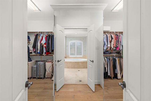 4440 Betty Street, Bellaire, TX 77401