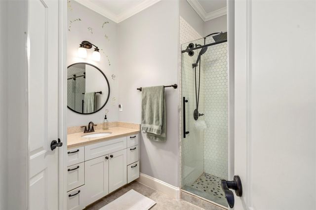 4440 Betty Street, Bellaire, TX 77401