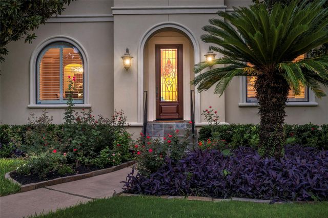 4440 Betty Street, Bellaire, TX 77401