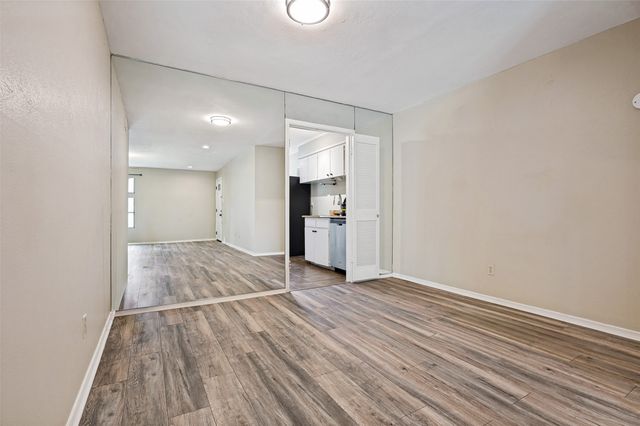 4104 Ridglea Country Club Drive, Fort Worth, TX 76126