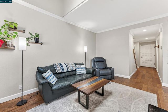 218 Birch Creek Drive, Pleasanton, CA 94566