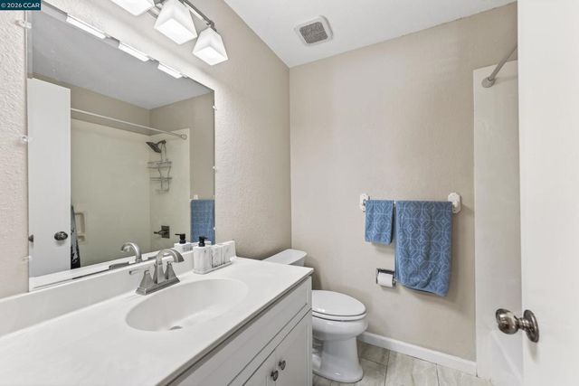 218 Birch Creek Drive, Pleasanton, CA 94566