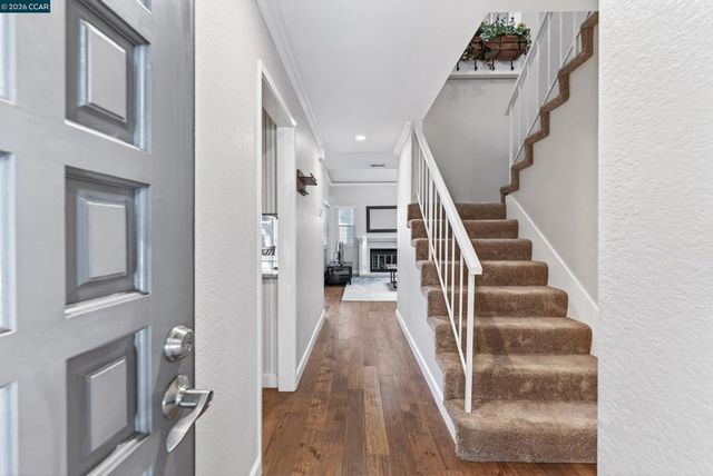 218 Birch Creek Drive, Pleasanton, CA 94566