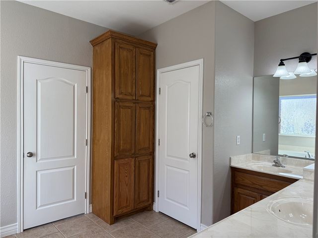 2517 Scabbard Dr, Corpus Christi, TX 78414