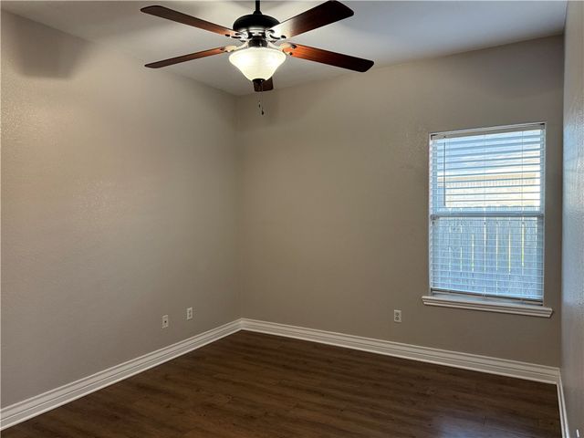 2517 Scabbard Dr, Corpus Christi, TX 78414