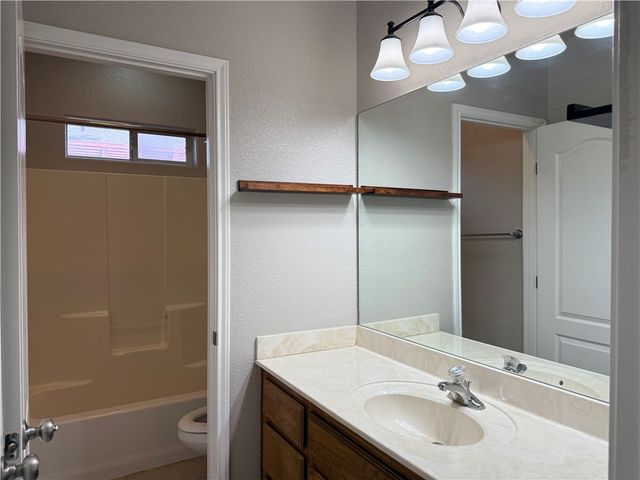 2517 Scabbard Dr, Corpus Christi, TX 78414