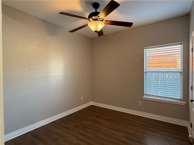 2517 Scabbard Dr, Corpus Christi, TX 78414