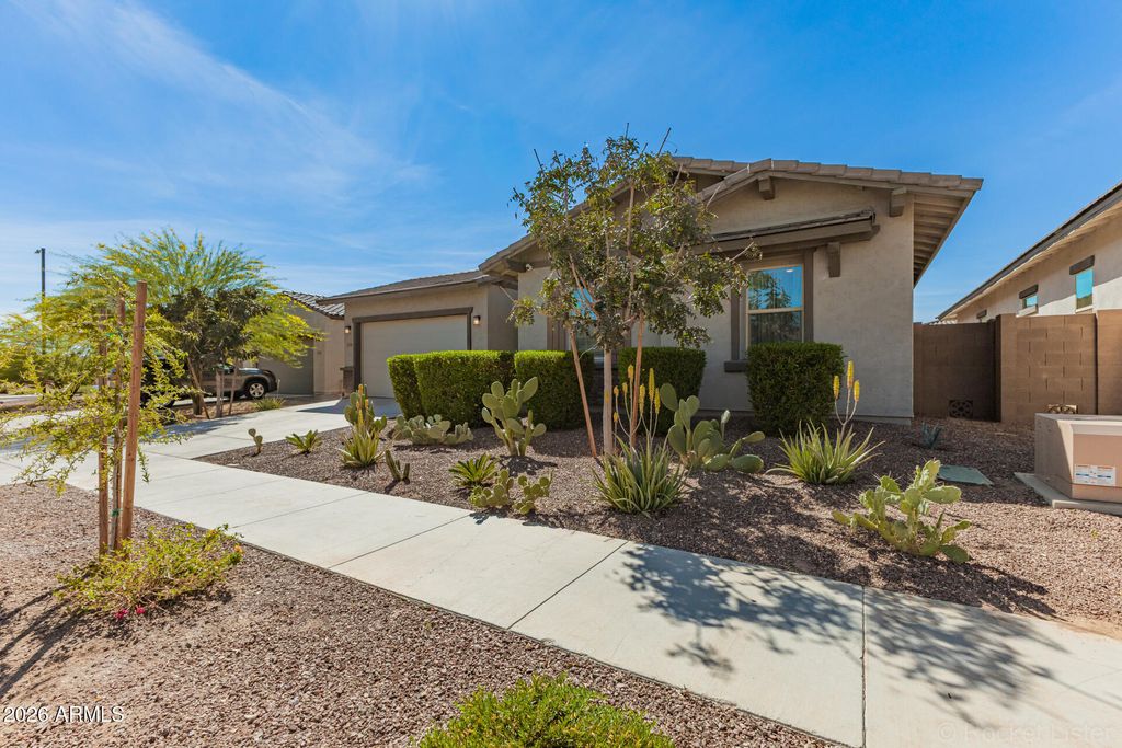 13190 N 174TH Drive, Surprise, AZ 85388 — photo 5