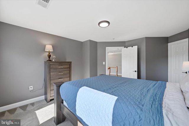 301 SHILOH PL SE, Leesburg, VA 20175