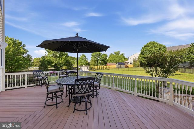 301 SHILOH PL SE, Leesburg, VA 20175