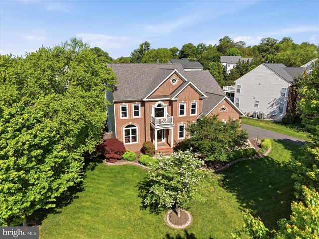 301 SHILOH PL SE, Leesburg, VA 20175