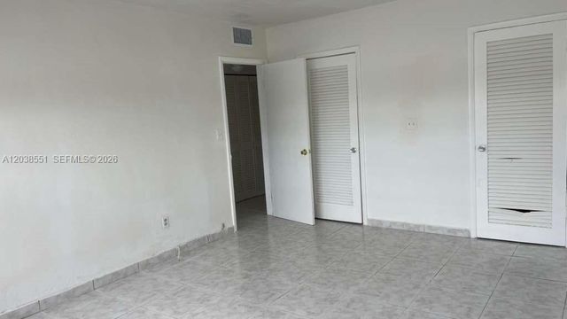 1855 NE 121st St 2, North Miami, FL 33181