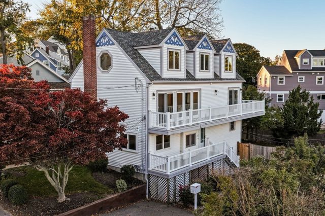 24 Orchard St., Quincy, MA 02171