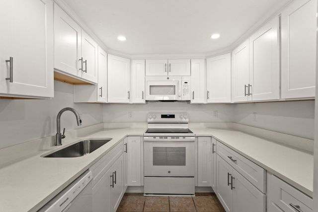 24 Orchard St., Quincy, MA 02171