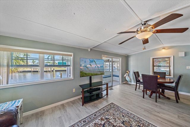 286 NASSAU DRIVE, Palmetto, FL 34221