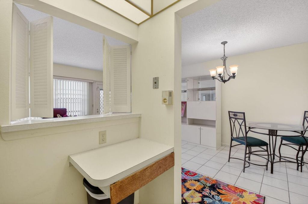 Image 14 of property listing at 167 Preston D 167, Boca Raton, FL 33434