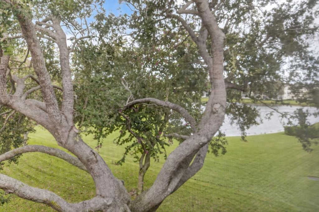 Image 23 of property listing at 167 Preston D 167, Boca Raton, FL 33434