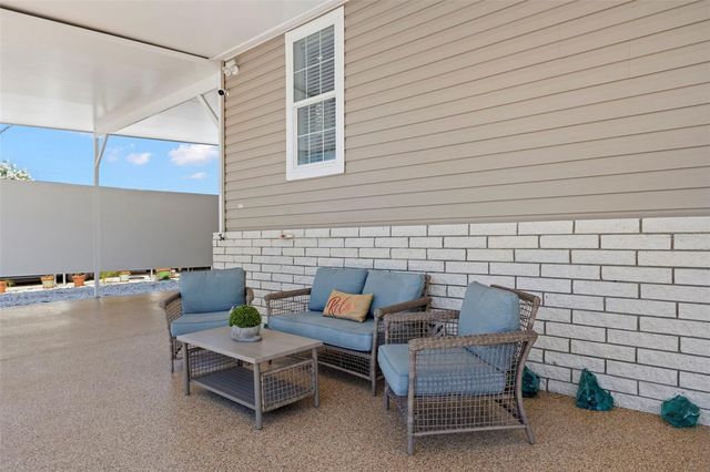 7300 AMERICANA DRIVE NE 143, St Petersburg, FL 33702