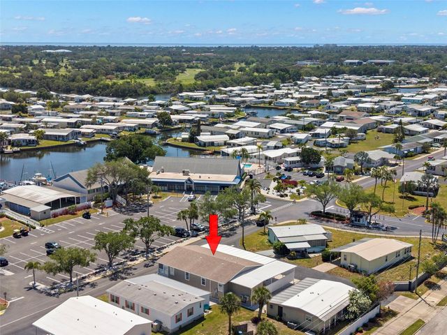 7300 AMERICANA DRIVE NE 143, St Petersburg, FL 33702