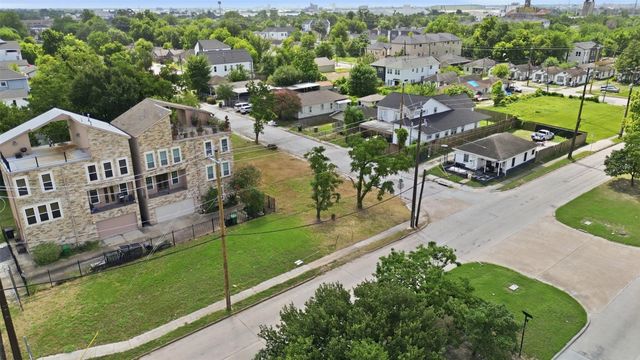 4411 & 4407 Sharon Street, Houston, TX 77020