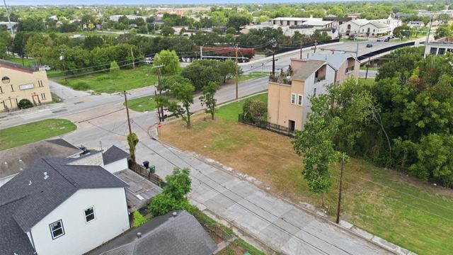 4411 & 4407 Sharon Street, Houston, TX 77020