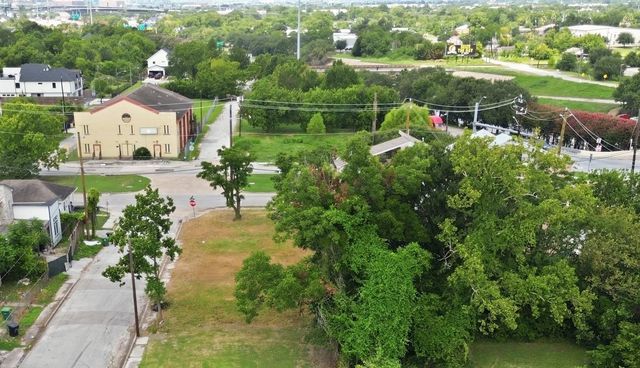 4411 & 4407 Sharon Street, Houston, TX 77020