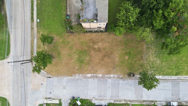 4411 & 4407 Sharon Street, Houston, TX 77020