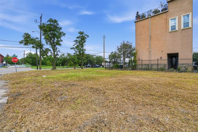 4411 & 4407 Sharon Street, Houston, TX 77020