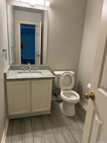 10235 Southcreek, Converse, TX 78109