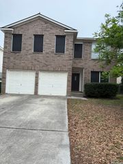 10235 Southcreek, Converse, TX 78109