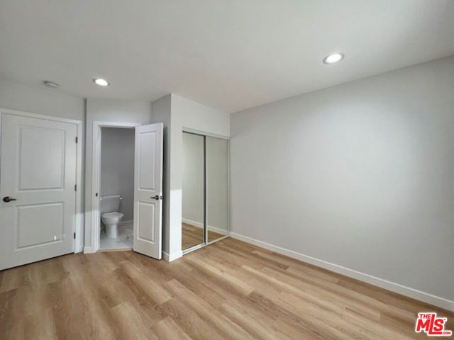 901 S Barrington Avenue, Los Angeles, CA 90049