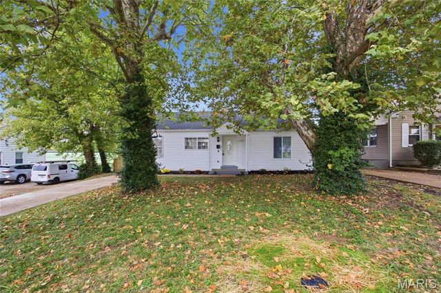6152 Wulff Drive, Berkeley, MO 63134