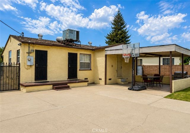 824 S 6th, Montebello, CA 90640