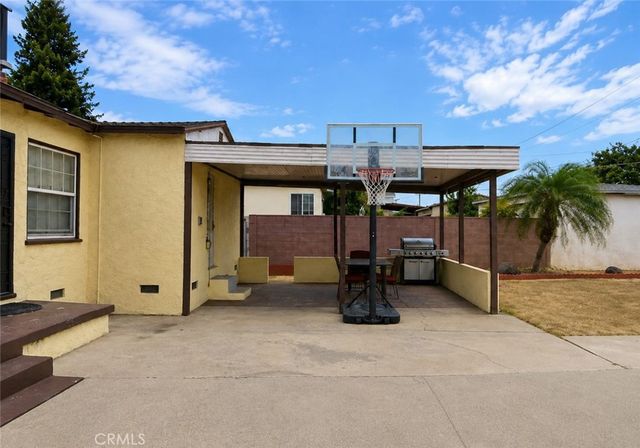 824 S 6th, Montebello, CA 90640