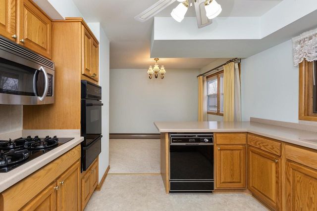 202 Wisconsin Street, Wonewoc, WI 53968