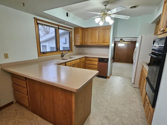 202 Wisconsin Street, Wonewoc, WI 53968