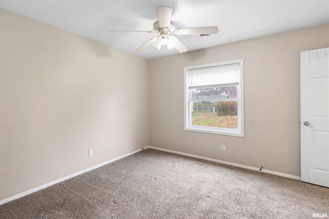 1008 OAKWOOD Lane, Marion, IL 62959