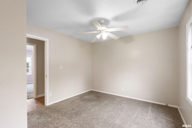 1008 OAKWOOD Lane, Marion, IL 62959