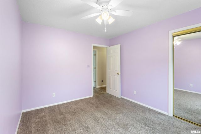 1008 OAKWOOD Lane, Marion, IL 62959