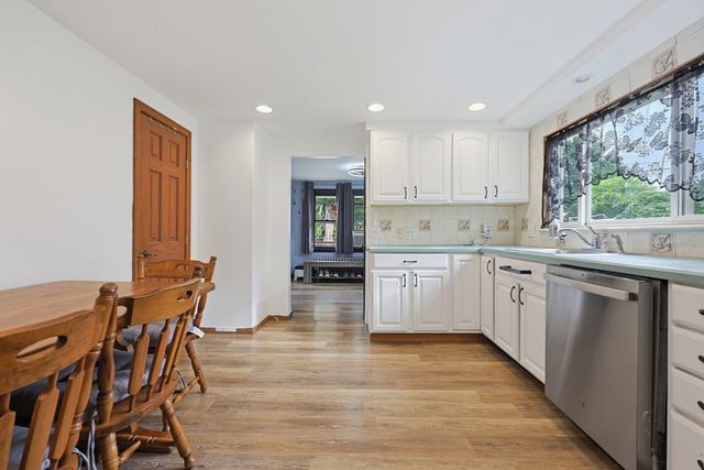 62 Trefton Dr, Braintree, MA 02184