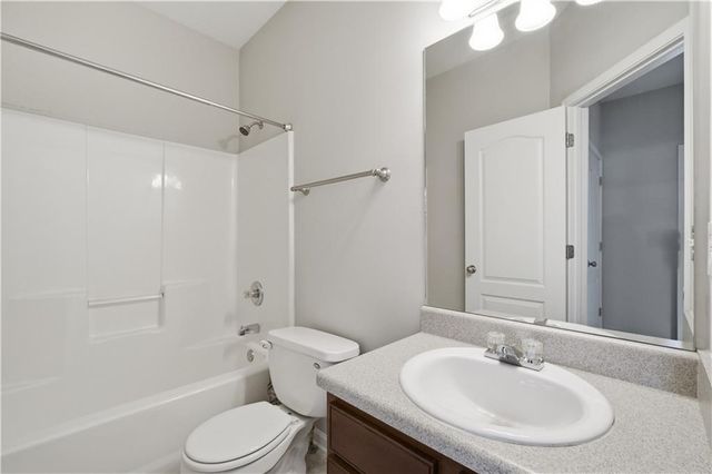 25 Village Glen, Dallas, GA 30157