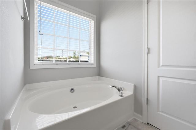 25 Village Glen, Dallas, GA 30157